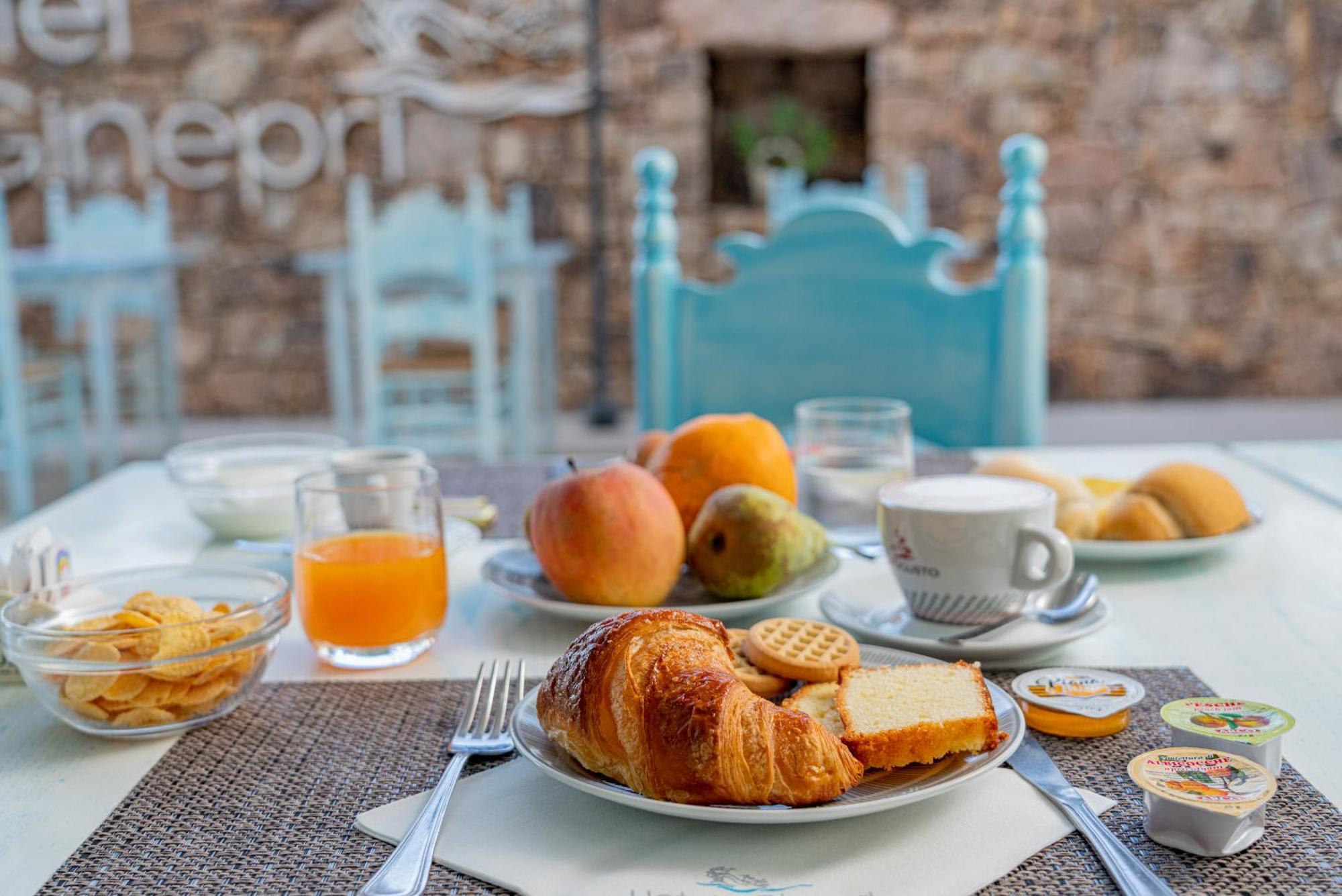 I Ginepri Hotel Cala Gonone Bagian luar foto